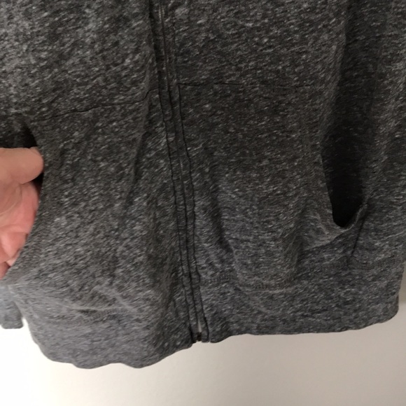 LIGHTWEIGHT GREY SWEATSHIRT SOFT T-SHIRT MATERIAL - Picture 2 of 4